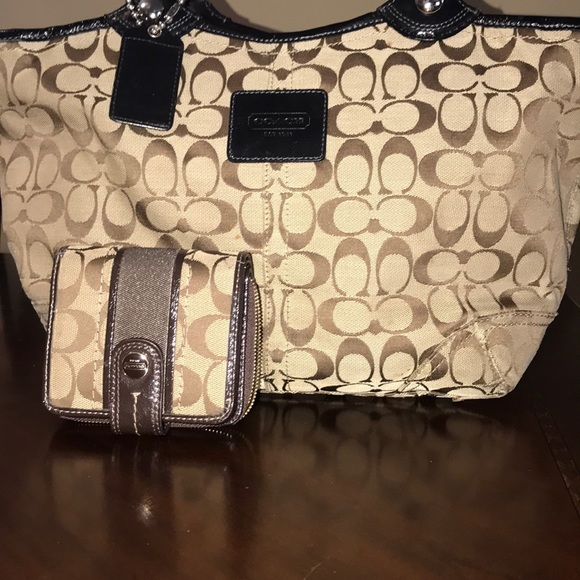 Coach Other - Coach tote and wallet